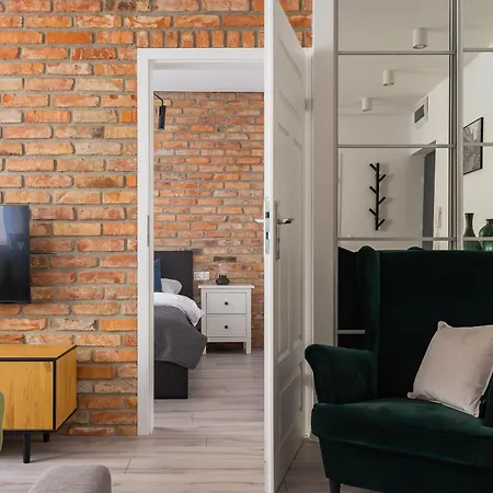 Apartment Glow - Chlebnicka, Old Town & Neptun Fontanna Danzig