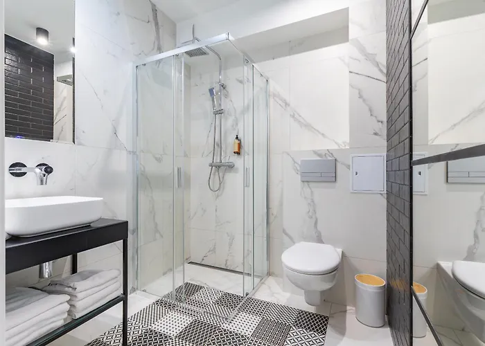 Glow - Chlebnicka, Old Town & Neptun Fontanna Gdansk