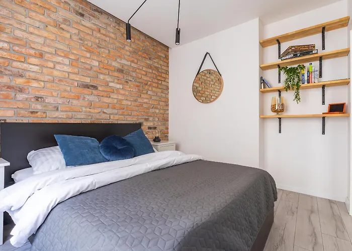 Apartment Glow - Chlebnicka, Old Town & Neptun Fontanna Gdansk